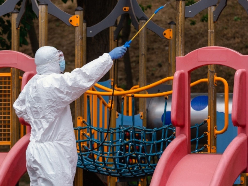 Exterior playground cleaning services 