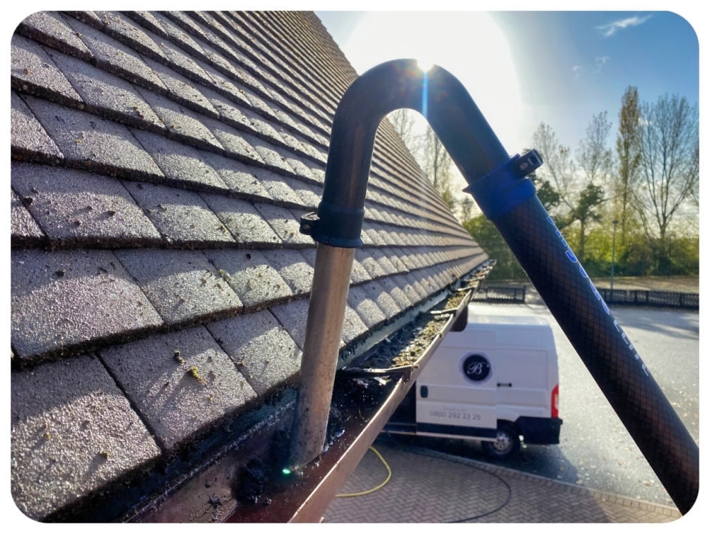 Specialist Exterior gutter cleaning for commercial and industrial premises 