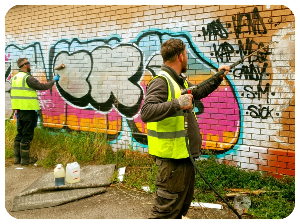 Graffiti removal service 